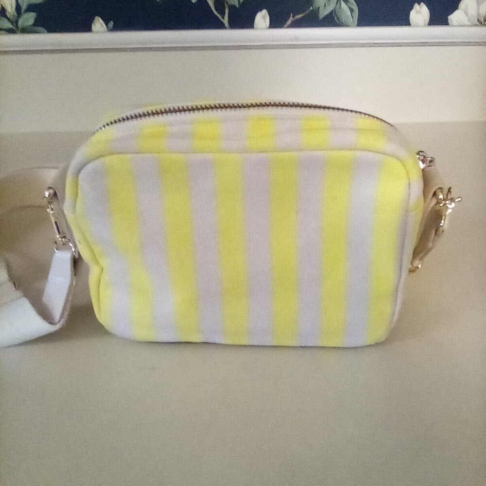 Universal Thread Striped Purse - image 2